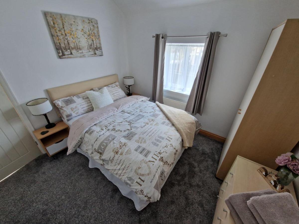 Viaduct View - Cefn Coed Apartment Merthyr Tydfil Bagian luar foto